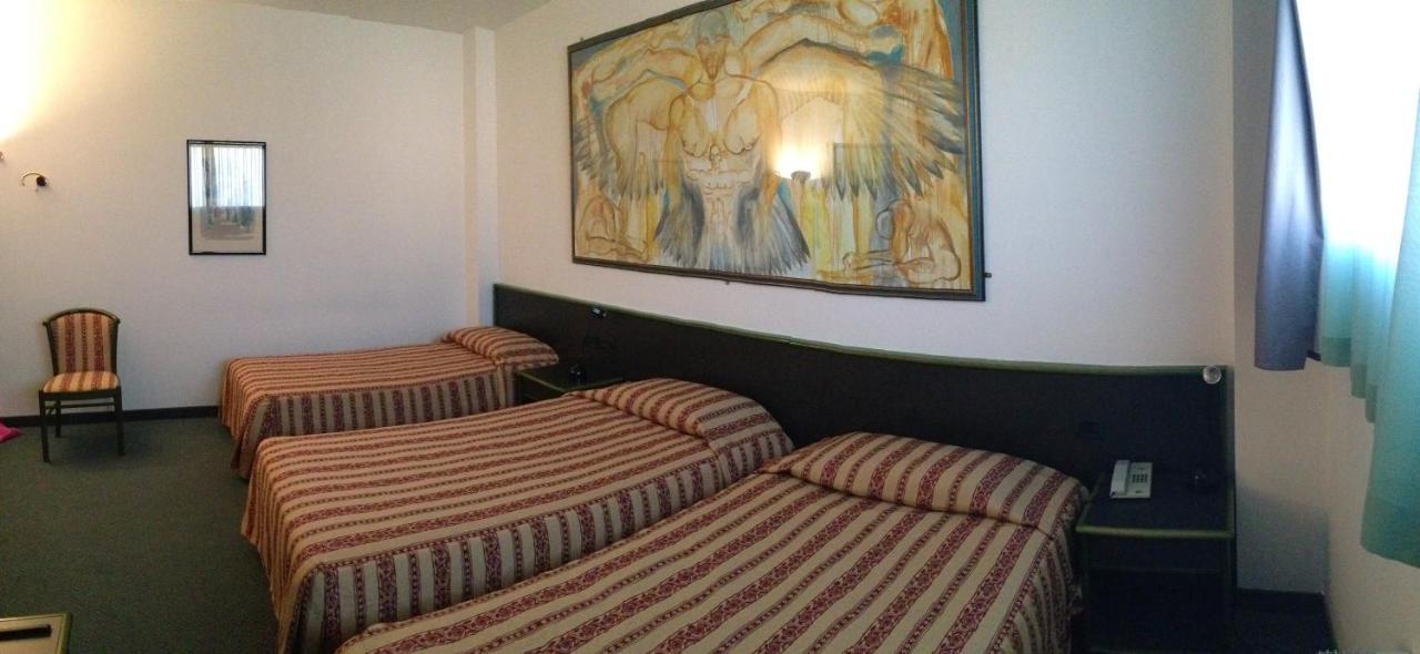 Green Hotel Poviglio  외부 사진
