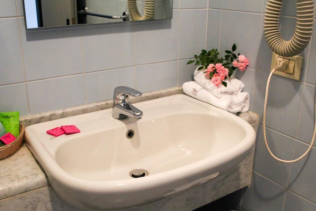 Green Hotel Poviglio  외부 사진